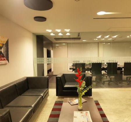 24 Tech Hotel Bengalúr Exteriér fotografie